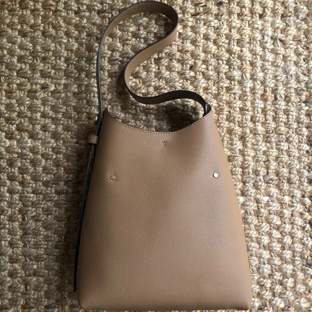 Tory Burch Small Hobo Bag in Tiramisu.